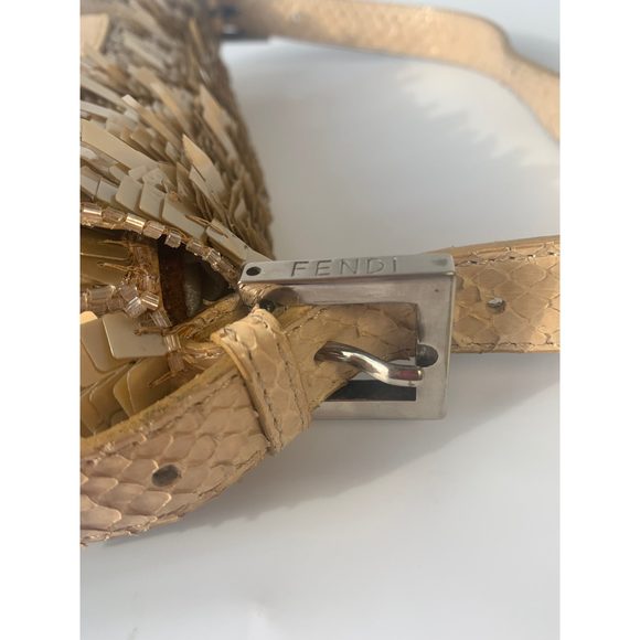 Fendi Baguette in Gold sequins and python leather - Picture 12 of 15